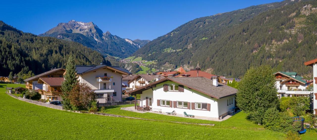 Ahorn Chalet Mayrhofen Exterior photo